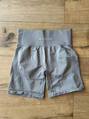 NVGTN shorts